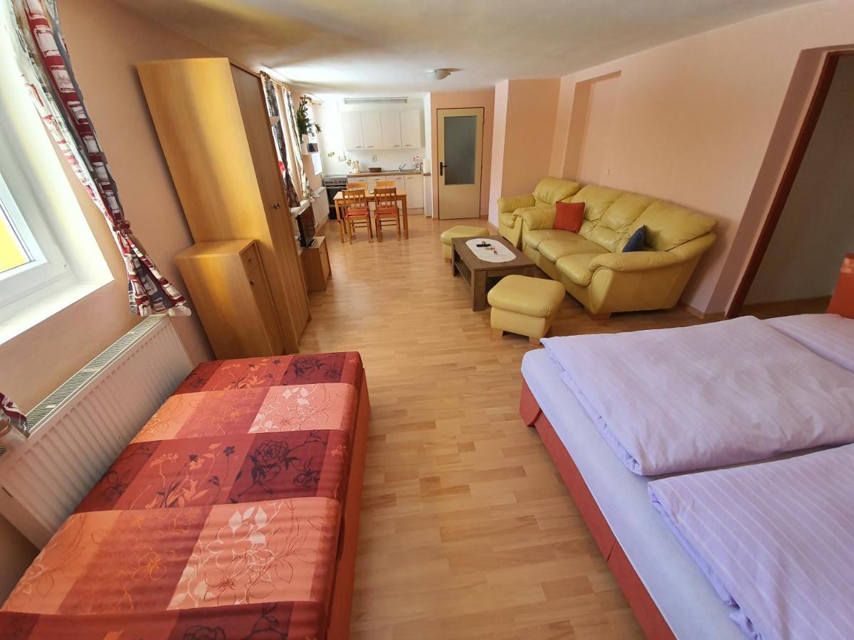 Ubytování U Šustrů Horní Maršov Exterior foto